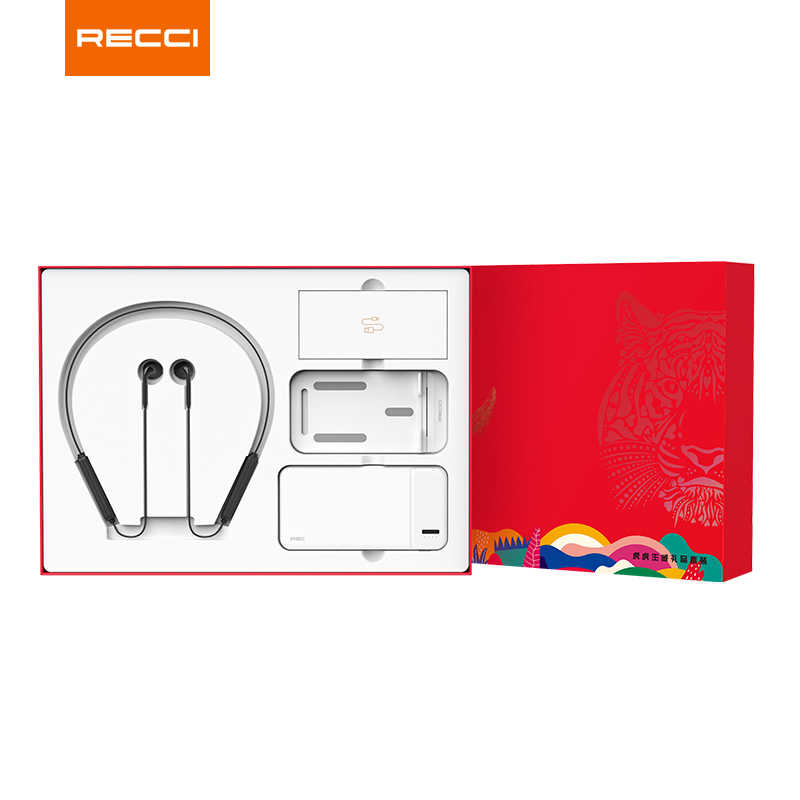 移動(dòng)電源藍(lán)牙耳機(jī)套裝